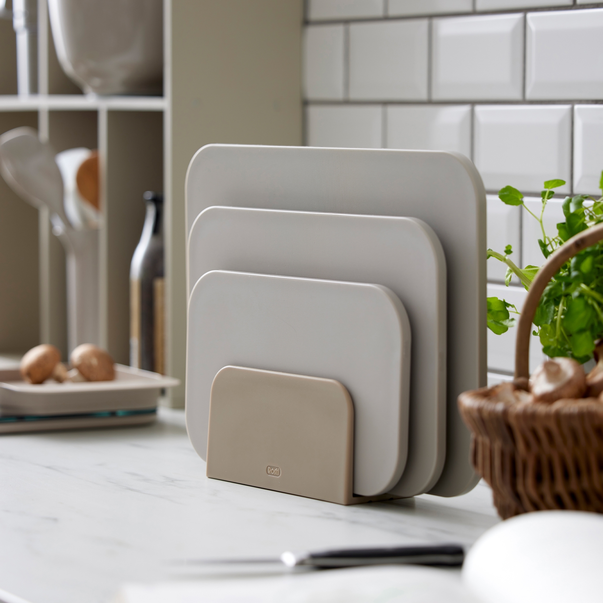 Rosti Schneidebrett S - 26,5 x 16 x 1 cm Rosti Schneidebrett S - 26,5 x 16 x 1 cm