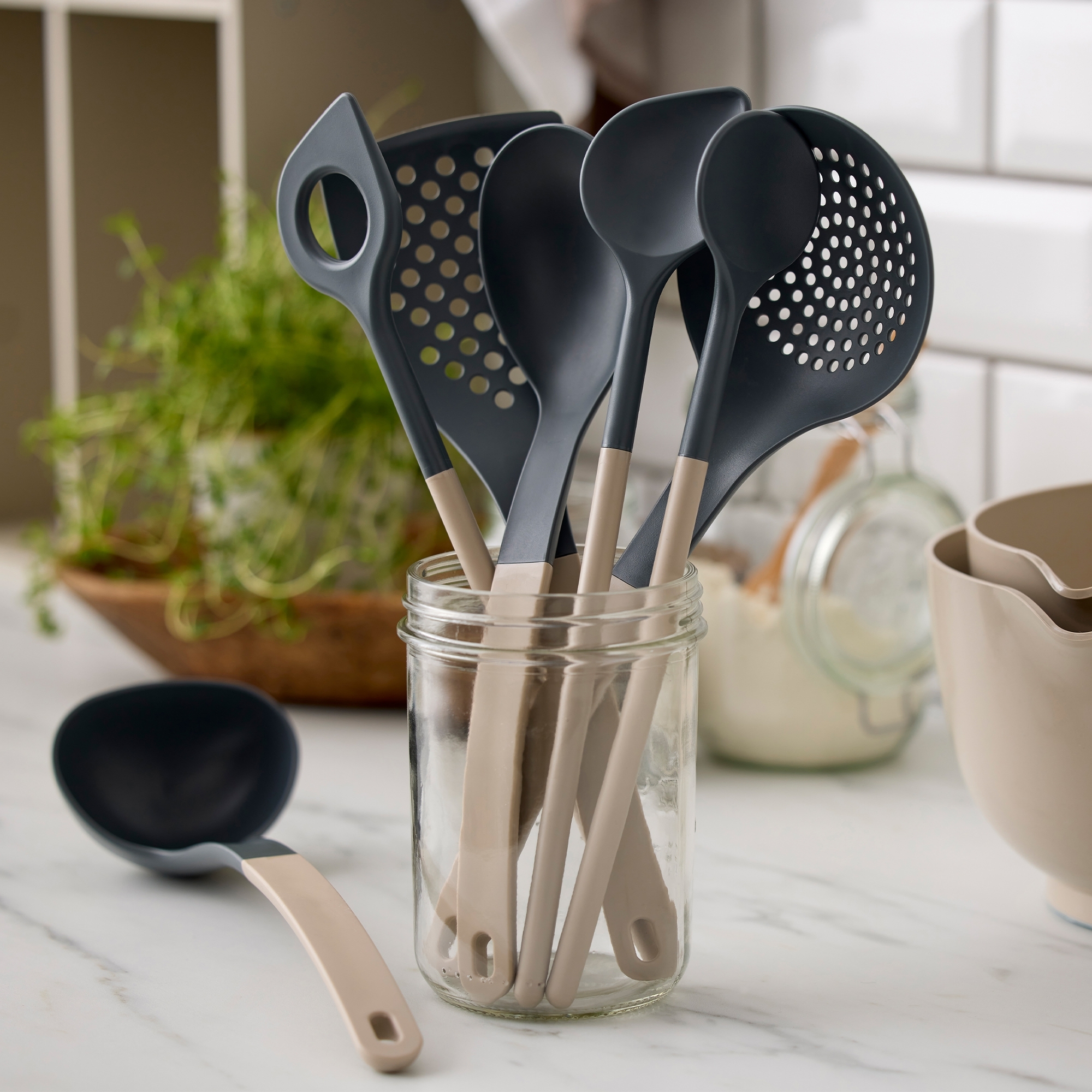 Rosti - NEW Optima Optima soup ladle - Humus Rosti - NEW Optima Optima soup ladle - Humus