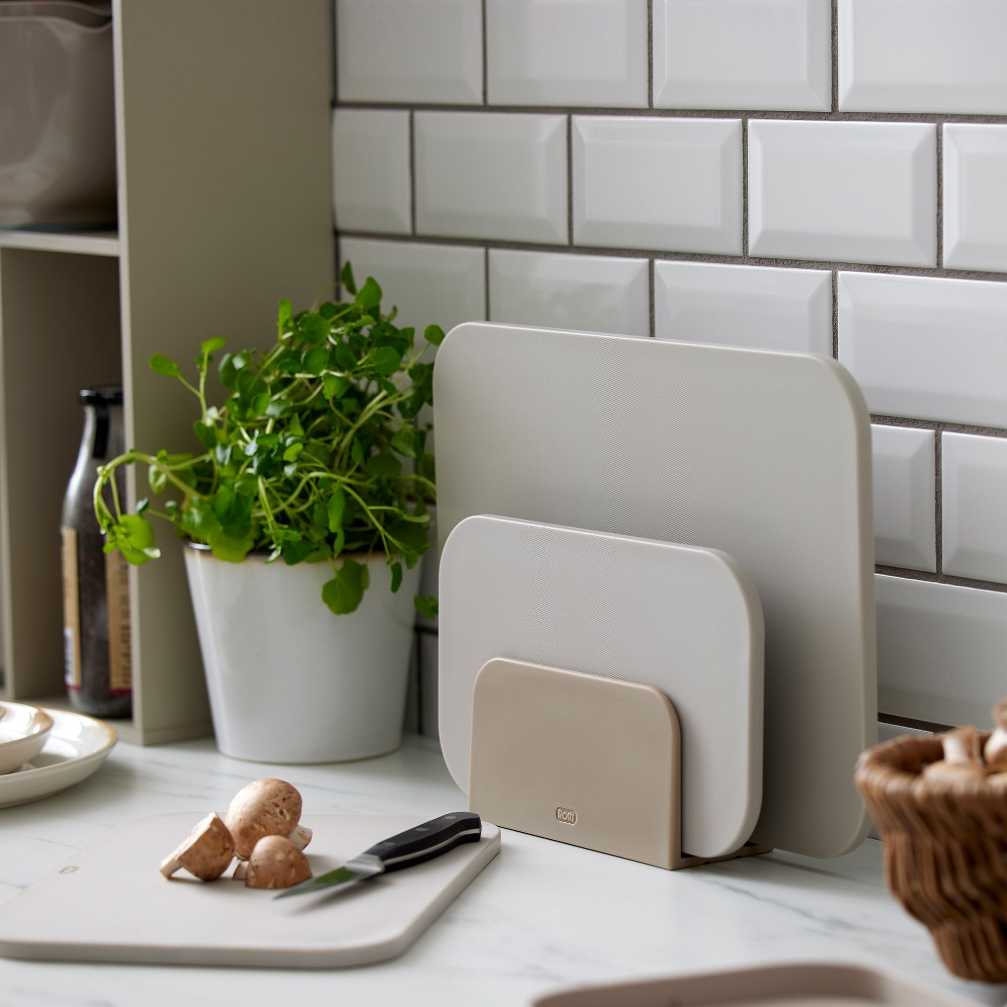 Rosti Schneidebrett M - 30,5 x 20,5 x 1 cm Rosti Schneidebrett M - 30,5 x 20,5 x 1 cm