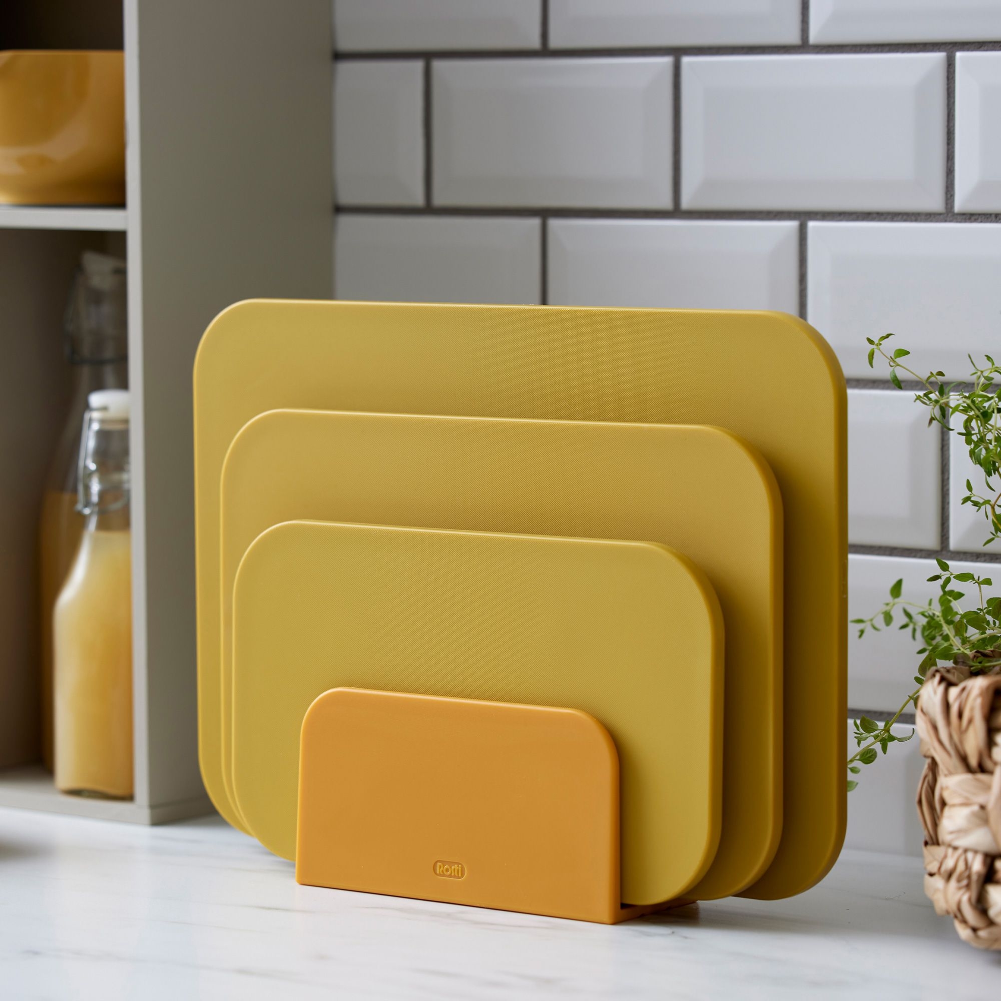 Rosti Schneidebrett M - 30,5 x 20,5 x 1 cm Rosti Schneidebrett M - 30,5 x 20,5 x 1 cm